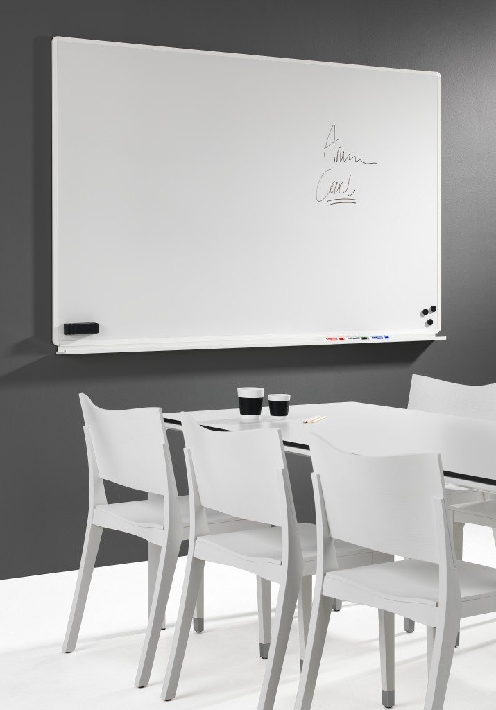 Whiteboard tavle Uniti med alu ramme - 468x318 uden penneholder