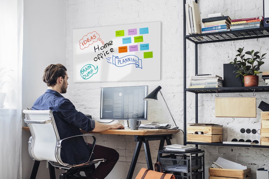 Visual design tavle med sort kant og afrundede hjørner, 100x150 cm