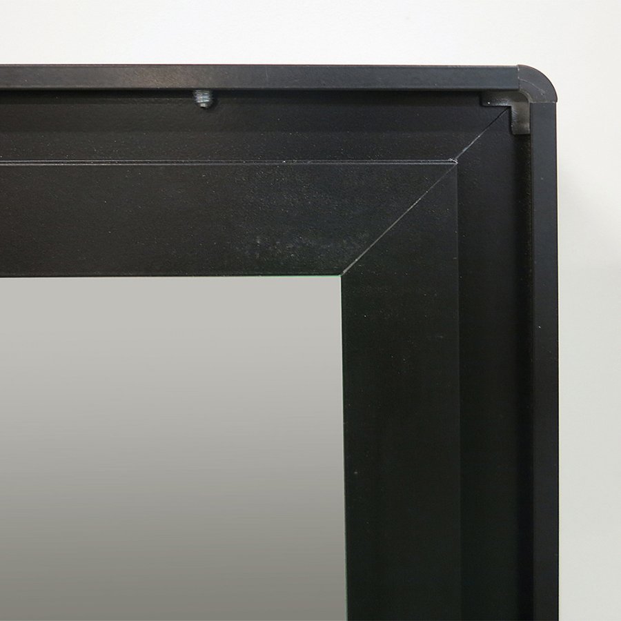 Udh&aelig;ngsskab, Infobox, magnetisk, sort, med l&aring;s, 9 x A4